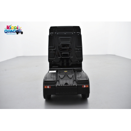 Mercedes Actros noir métallisé 2 x 12V, camion électrique enfant 12 volts télécommande parentale 2.4 Ghz, 12V 14Ah, 4 moteurs
