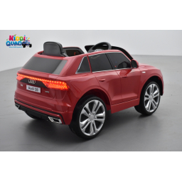 Audi Q8 Rouge Métallisée, voiture électrique enfant télécommande parentale, 12 Volts - 2 moteurs