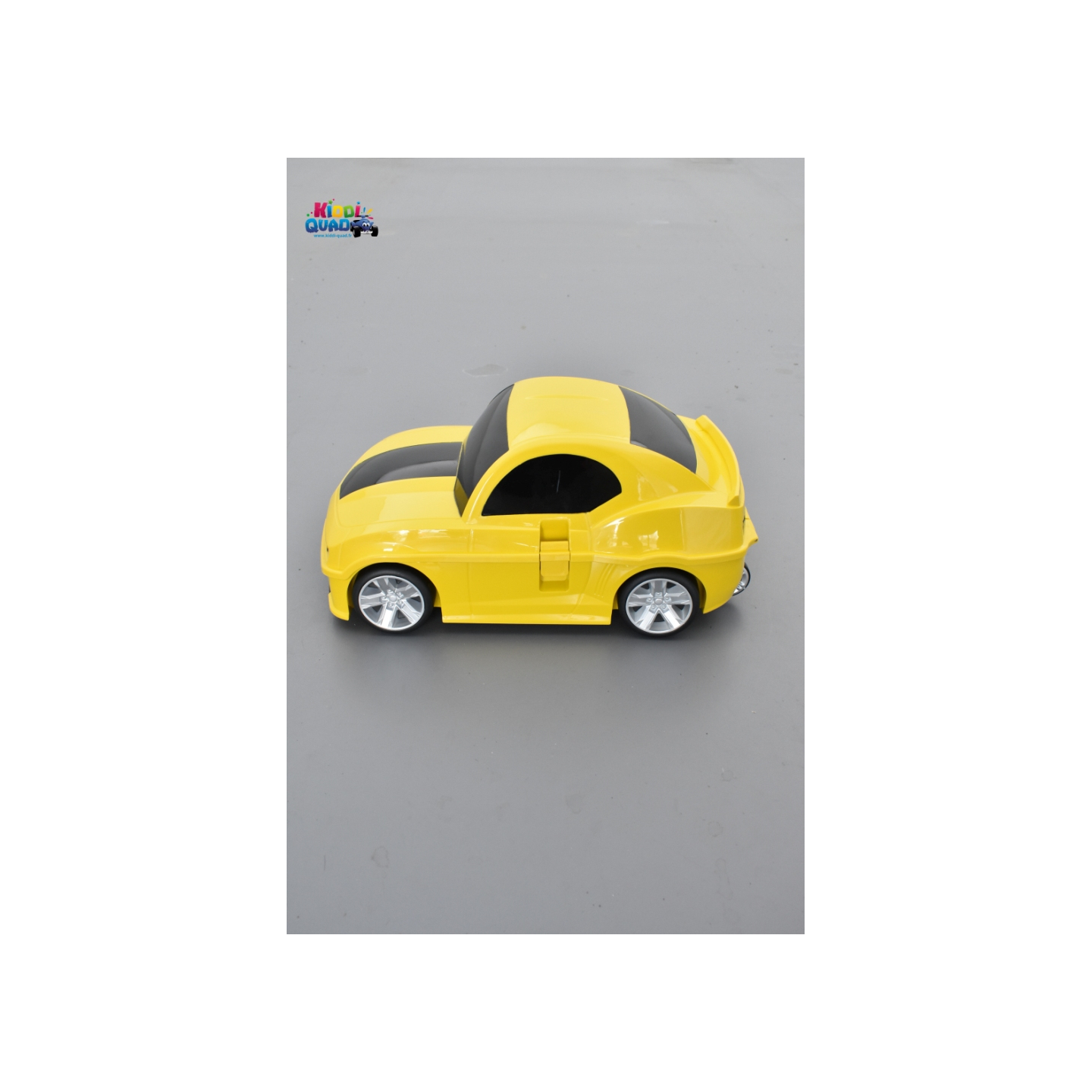 https://kiddi-quad.fr/18294-product_hd/valise-voiture-enfant-muscle-car-jaune-valisette-forme-voiture-bebe.jpg