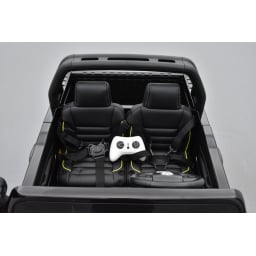 Toyota Hilux noir 24 Volts électrique pour enfant écran mp4, 4x4 électrique enfant 2 places
