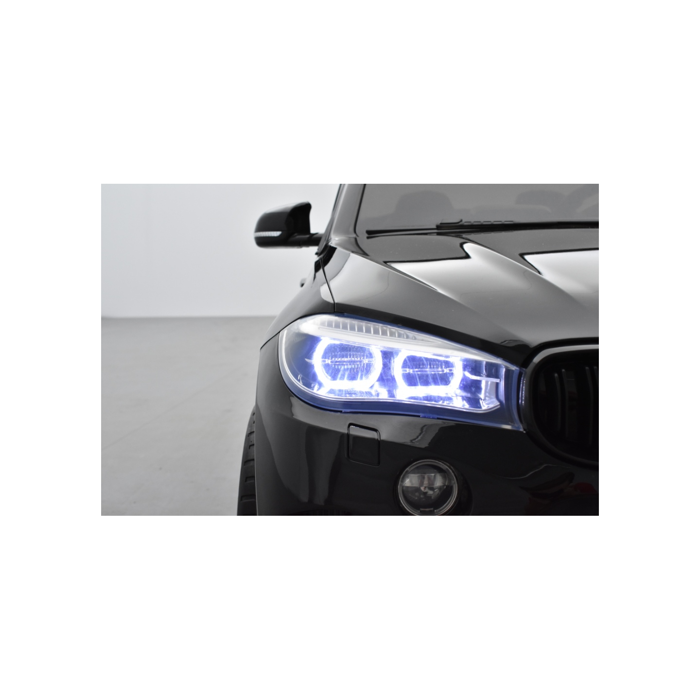 BMW X6 M Noir Métallisée 2 places, voiture électrique enfant , 12 volts - 10AH, 2 moteurs
