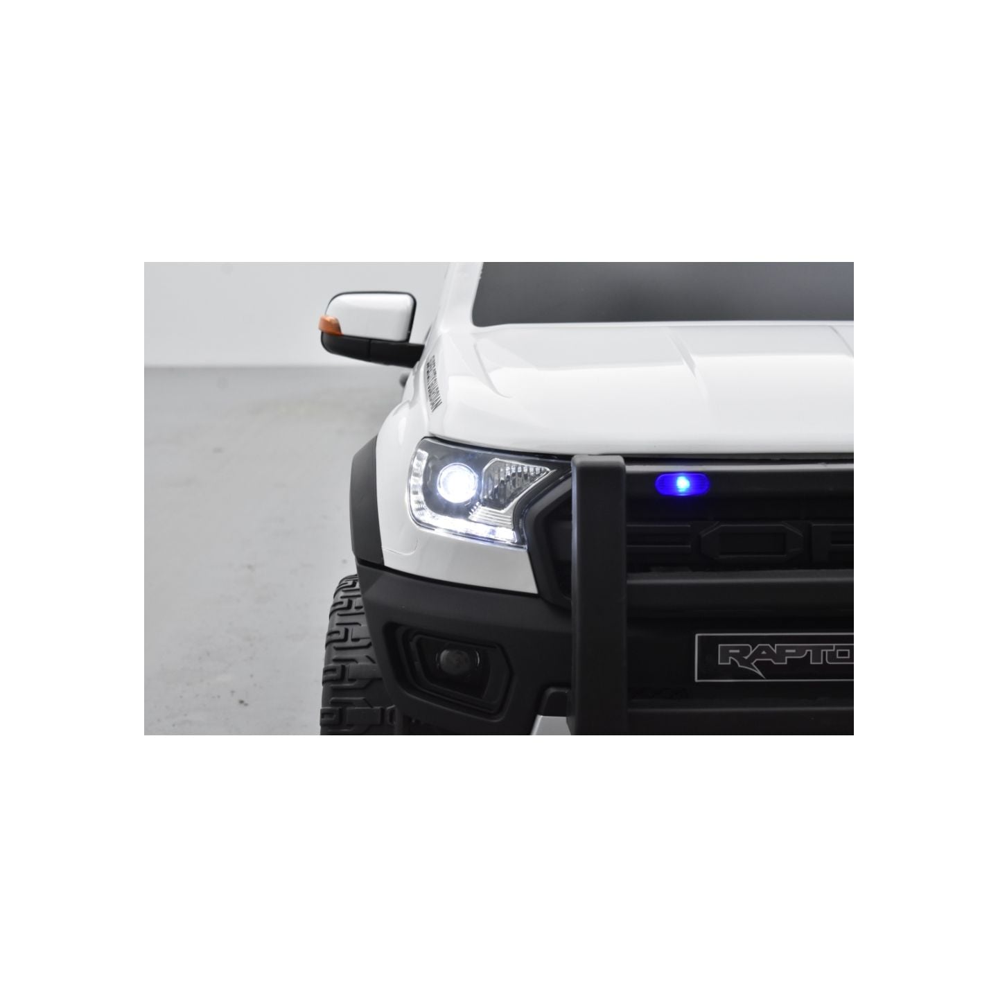 Ford Ranger Raptor Police Blanc Métallisée, voiture électrique enfant 12V 10Ah, 2 moteurs