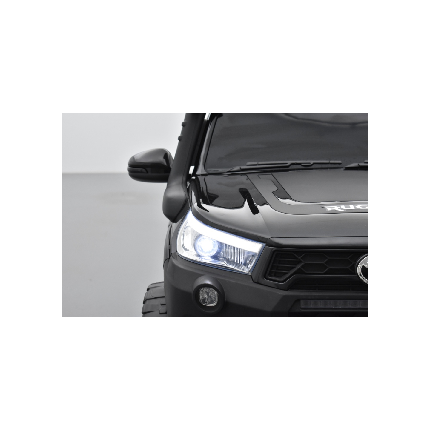 Toyota Hilux noir 24 Volts électrique pour enfant écran mp4, 4x4 électrique enfant 2 places