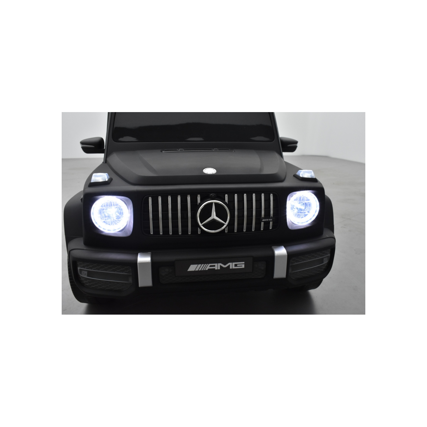 Mercedes G63 AMG 2 places Noir Mat, voiture électrique pour enfant, 24 volts - 4 moteurs