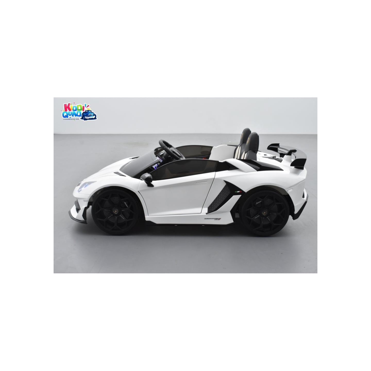 Lamborghini SVJ 24 Volts blanche, voiture électrique enfant 24V - 7AH, 2 moteurs