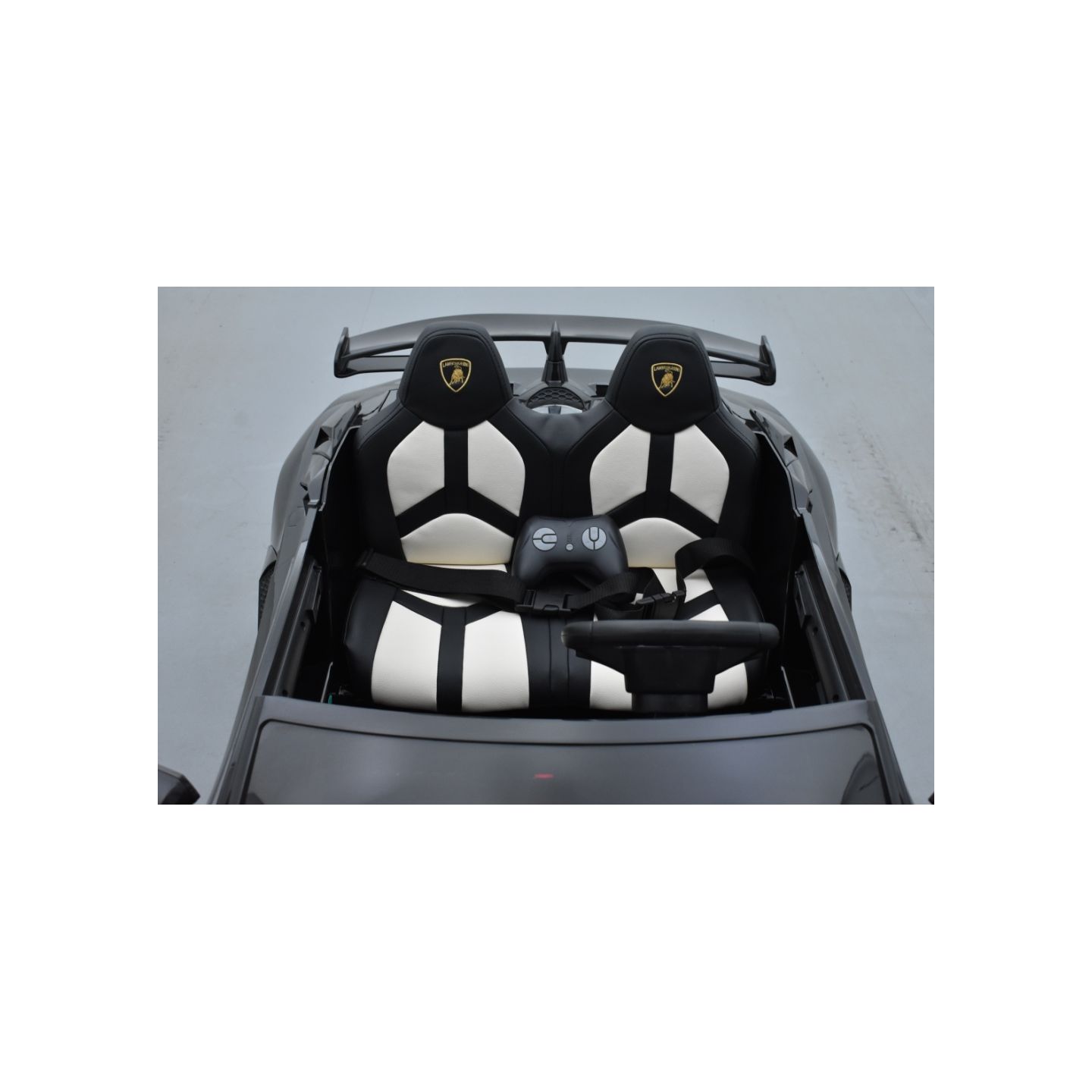 Pack Lamborghini SVJ 24V Noir + 2ème chargeur + 2ème batterie + housse +  plaque