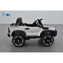 Toyota Hilux gris Mat 24 Volts électrique pour enfant écran mp4, 4x4 électrique enfant 2 places