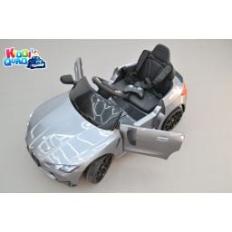 BMW M4 Gris métallisée, voiture électrique enfant 12 Volts télécommande parentale 2.4 Ghz, 2 moteurs