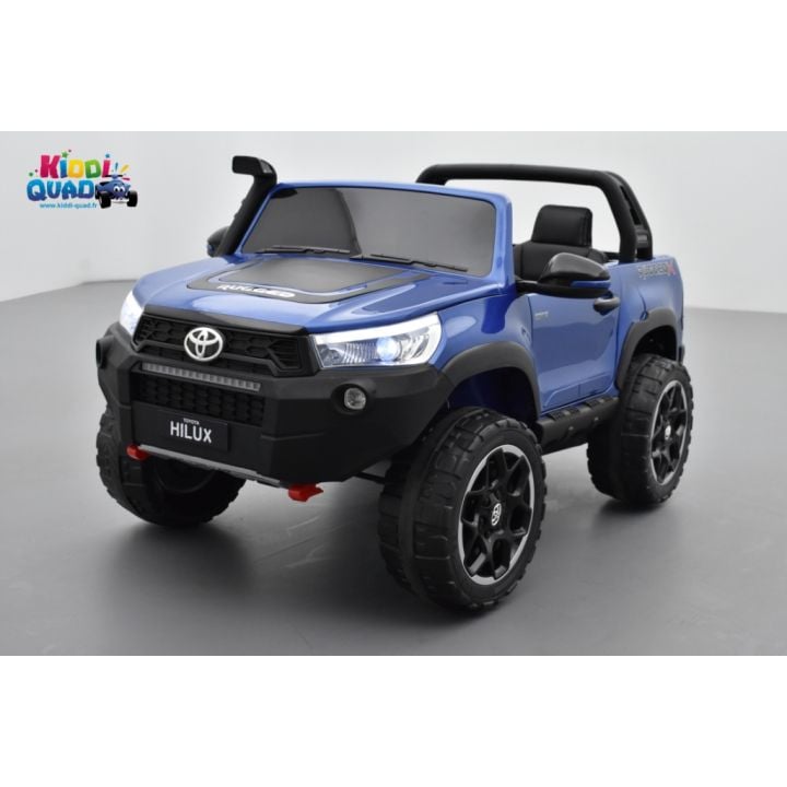 Destockage Toyota Hilux bleu 24 Volts électrique pour enfant, 4x4 électrique enfant 2 places 2 x 24 Volts 7Ah, 4 moteurs